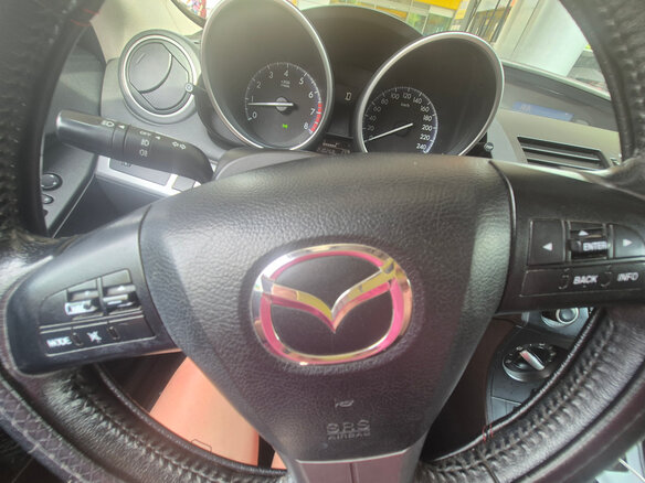 2012 Mazda 3 II (BL) Рестайлинг, чёрный, 850000 рублей - вид 5