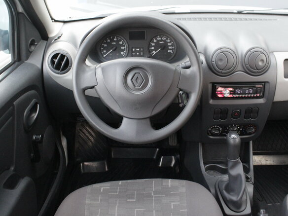 2013 Renault Sandero I, белый, 556000 рублей - вид 5