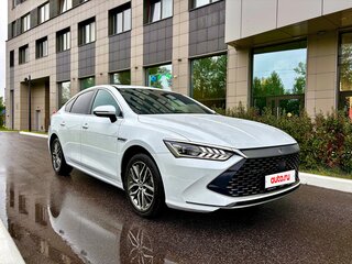 2022 BYD Qin Plus DM-i I, белый, 1950000 рублей, вид 1