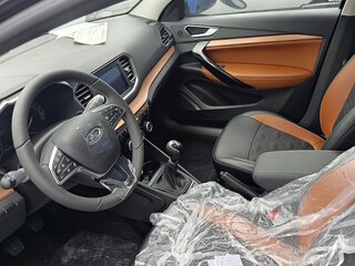 2025 Lada (ВАЗ) Vesta SW I Рестайлинг (NG), чёрный, 1675000 рублей, вид 5
