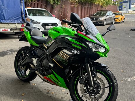 2020 Kawasaki Ninja 650, зелёный, 720000 рублей, вид 2