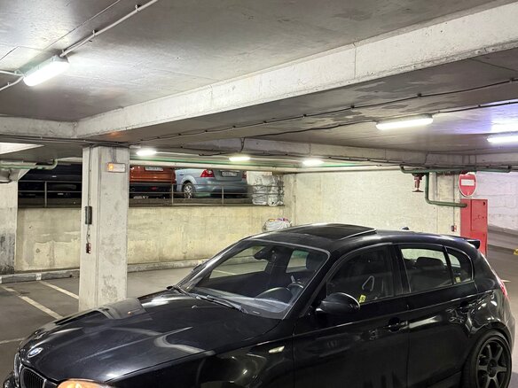 2006 BMW 1 серии 130i I (E81/E82/E87/E88), чёрный, 1600000 рублей - вид 5