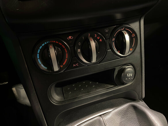 2013 Nissan Qashqai I Рестайлинг, серый - вид 13