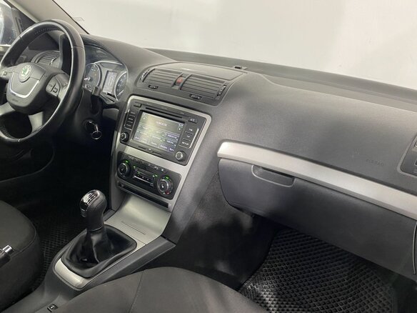 2012 Skoda Octavia II (A5) Рестайлинг, серый, 885000 рублей - вид 19
