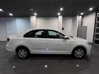 2022 Volkswagen Polo VI, белый, 1465000 рублей, вид 2