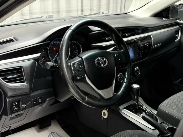 2013 Toyota Corolla XI (E160, E170, E180), чёрный, 1099000 рублей - вид 8
