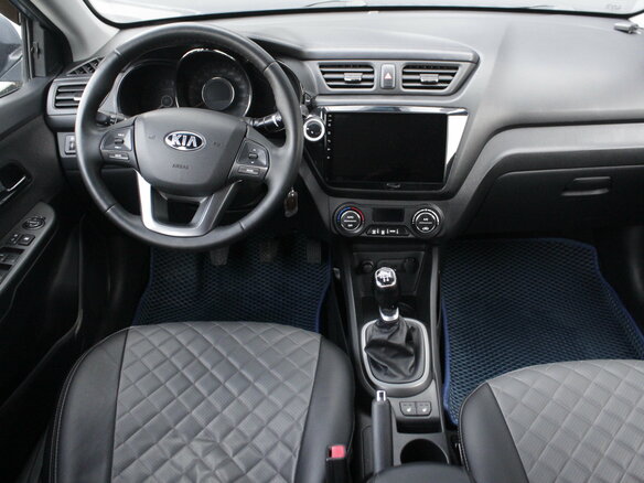 2013 Kia Rio 5-speed III, голубой, 890000 рублей - вид 6