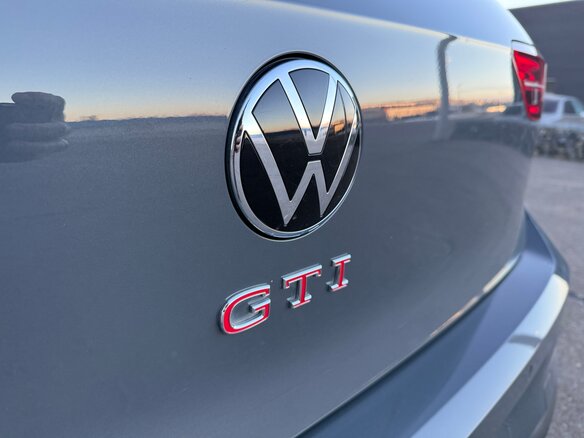 2021 Volkswagen Golf GTI VIII, серый, 3950000 рублей - вид 31