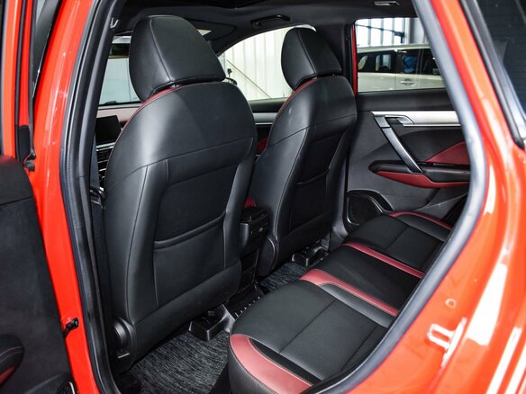 2021 Geely Binyue I, красный, 1699000 рублей - вид 12