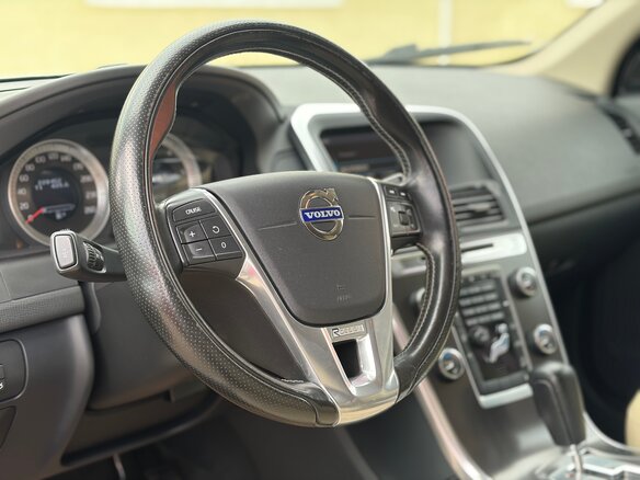 2012 Volvo XC60 I, белый - вид 14