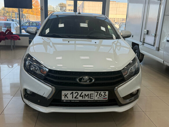 2021 Lada (ВАЗ) Vesta I, белый, 950000 рублей - вид 1
