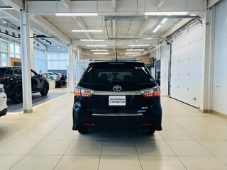 2013 Toyota Wish II Рестайлинг, чёрный, 1449999 рублей, вид 5