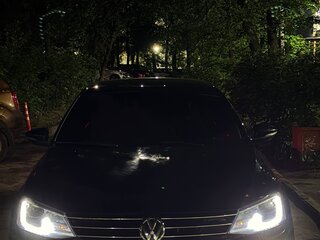 2013 Volkswagen Jetta VI, чёрный, 1050000 рублей, вид 2
