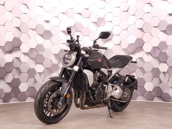 2022 Honda CB 1000R, серый - вид 1