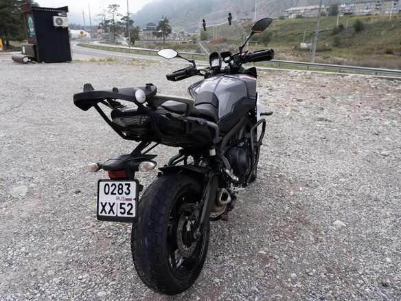 2018 Yamaha MT-09 Tracer (FJ-09), серый, 750000 рублей - вид 8