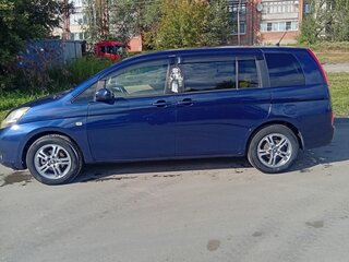 2005 Toyota ISis I, синий, 780000 рублей, вид 3