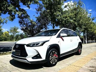 2022 Toyota Yaris L XP150 Рестайлинг, белый, 1380000 рублей, вид 1