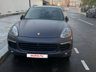 2017 Porsche Cayenne II Рестайлинг (958), фиолетовый, 2999999 рублей, вид 2