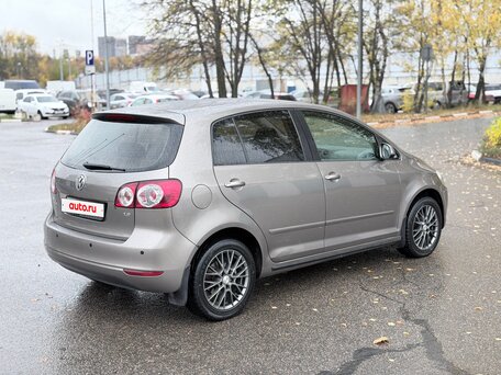 2010 Volkswagen Golf Plus II, бежевый, 565000 рублей, вид 4
