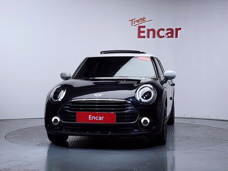 2022 Mini Clubman Cooper II Рестайлинг, чёрный, 1910000 рублей, вид 2