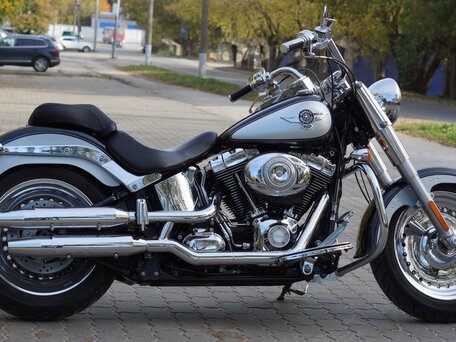 2012 Harley-Davidson Fat Boy, чёрный, 1050000 рублей, вид 3