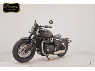 2025 Triumph Bonneville Bobber, чёрный, 1400000 рублей, вид 3