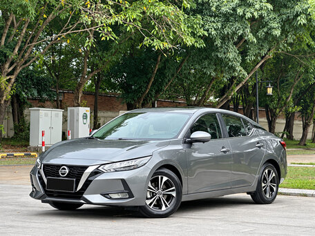 2022 Nissan Sylphy IV (B18), серый, 1672000 рублей, вид 1