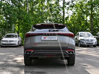 2022 Omoda C5 I, серебристый, 1300000 рублей, вид 4