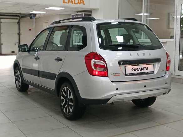 2026 Lada (ВАЗ) Granta Cross I Рестайлинг, серебристый - вид 6