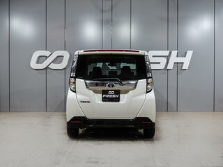 2018 Toyota Tank I, белый, 1229000 рублей, вид 4