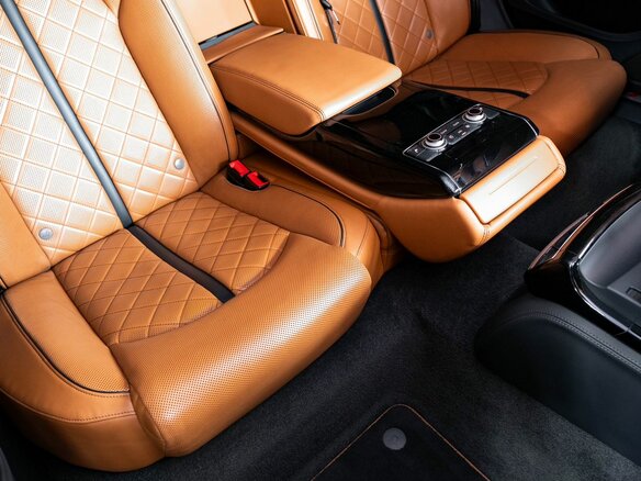 2016 Audi S8 III (D4) Рестайлинг, синий, 8490000 рублей - вид 36