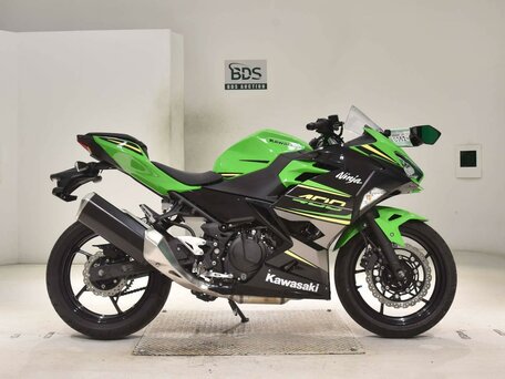 2025 Kawasaki Ninja 400, зелёный, 677000 рублей, вид 2