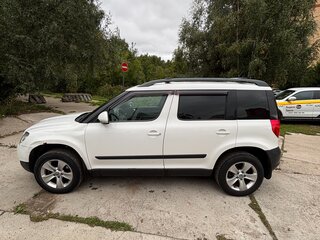 2012 Skoda Yeti I, белый, 900000 рублей, вид 5