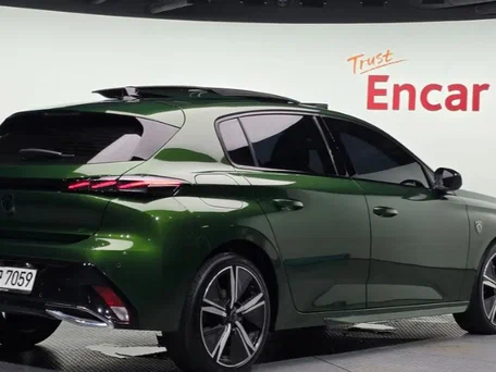 2023 Peugeot 308 III, зелёный, 1650000 рублей, вид 2