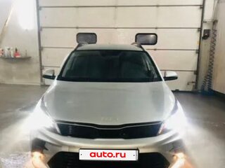 2022 Kia Rio X IV Рестайлинг, серый, 1800000 рублей, вид 2