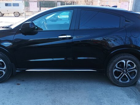 2018 Honda Vezel I Рестайлинг, чёрный, 1850000 рублей, вид 3