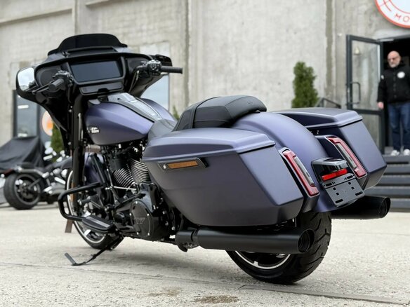 2025 Harley-Davidson Street Glide, фиолетовый, 3750000 рублей - вид 14