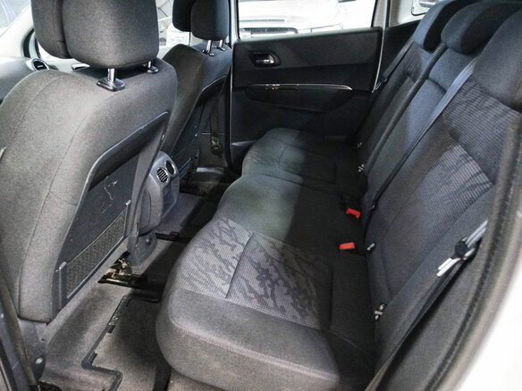 2012 Peugeot 3008 I, белый - вид 12