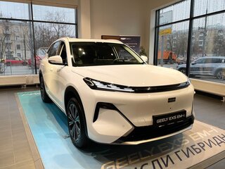 2026 Geely EX5 Гибрид EM-R, белый, 3829990 рублей, вид 2