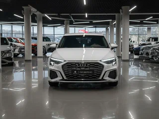 2021 Audi A3 Sportback 35 TFSI IV (8Y), белый, 2880000 рублей, вид 3