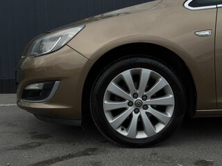 2012 Opel Astra J Рестайлинг, бежевый, 850000 рублей, вид 5