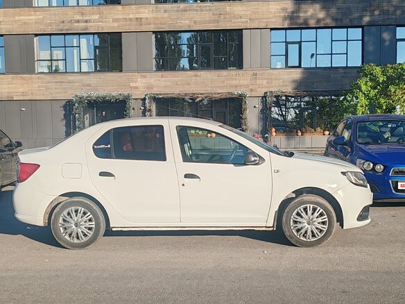 2017 Renault Logan II, белый, 520000 рублей - вид 15