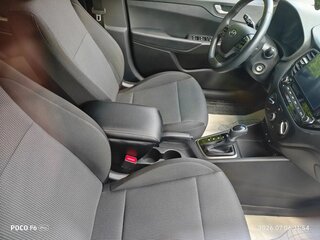 2021 Hyundai Solaris II Рестайлинг, красный, 1650000 рублей, вид 4