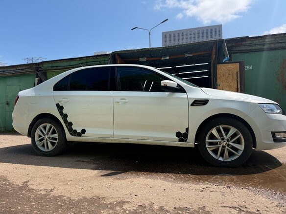 2017 Skoda Rapid I Рестайлинг, белый - вид 2