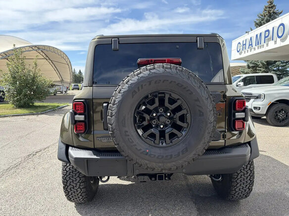 2026 Ford Bronco Raptor VI, зелёный, 15200000 рублей - вид 4
