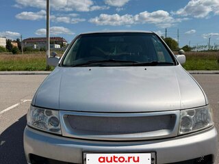 2000 Nissan Bassara, серебристый, 370000 рублей, вид 3