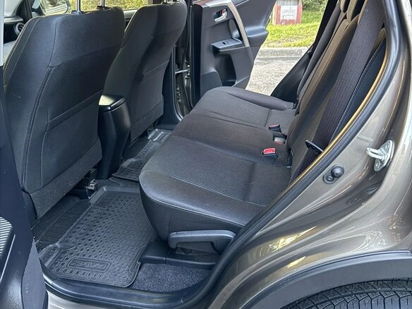 2015 Toyota RAV4 IV (XA40), коричневый, 2070000 рублей - вид 12