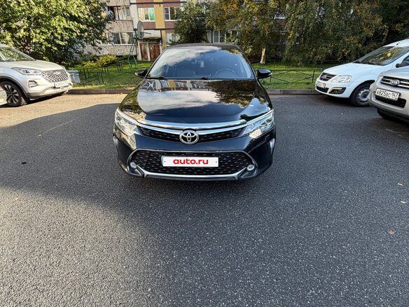 2017 Toyota Camry VII (XV50) Рестайлинг 2, чёрный, 1910000 рублей - вид 1