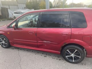 2000 Mazda Premacy I (CP), красный, 300000 рублей, вид 5