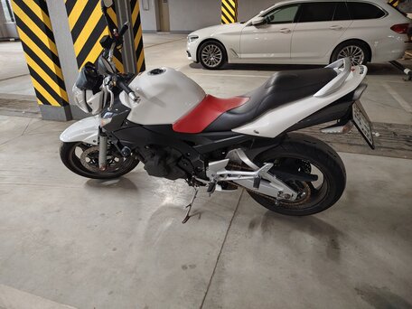 2007 Suzuki GSR 400, белый, 420000 рублей, вид 2